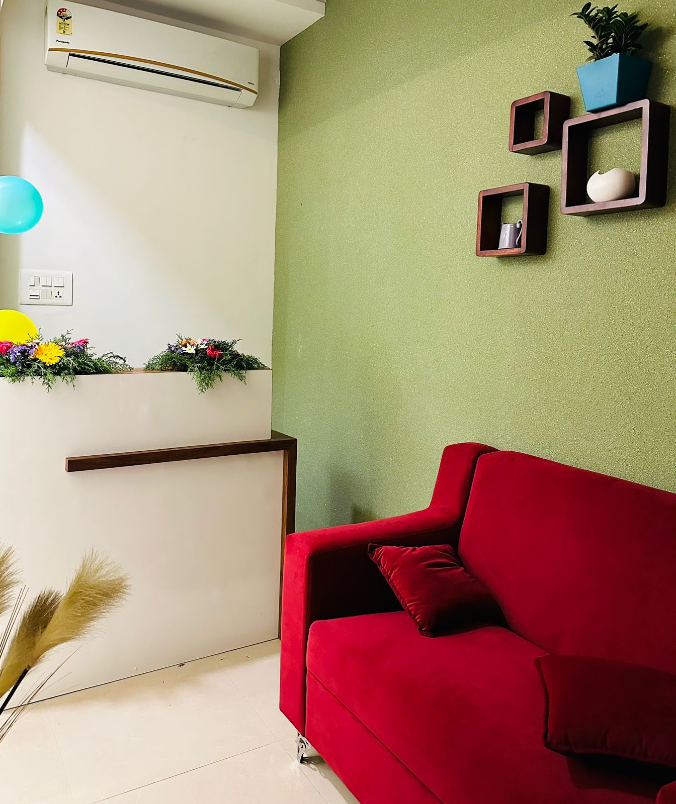 LEMON INSTITUTE OF BEAUTY,HAIR & MAKEUP